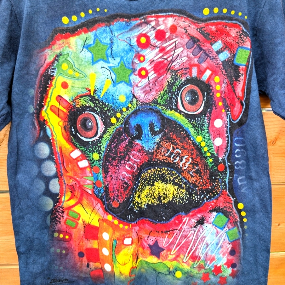 The Mountain Pug Dog Graphic T-shirt Men's Small